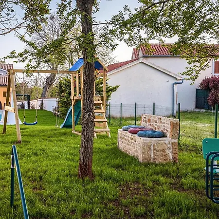 Nola * Mali Vareški